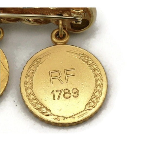 Christian Dior Brooch Pin 1989 French Bicennential Gold Coin CD Vintage Ladies - Picture 4 of 11